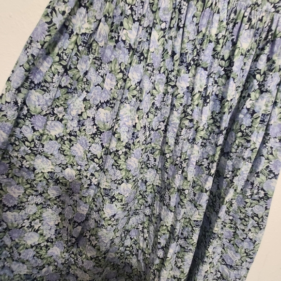 Vintage Laura Ashley floral dress - Picture 10 of 15